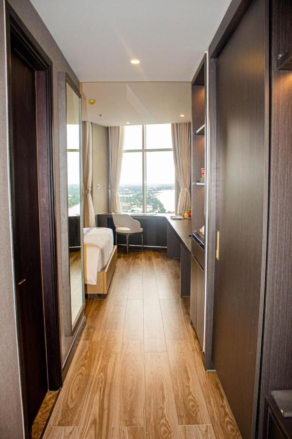 โรงแรมไดมอนด์ สตาร์ เบน เจ Ben Tre ภายนอก รูปภาพ A room at the hotel